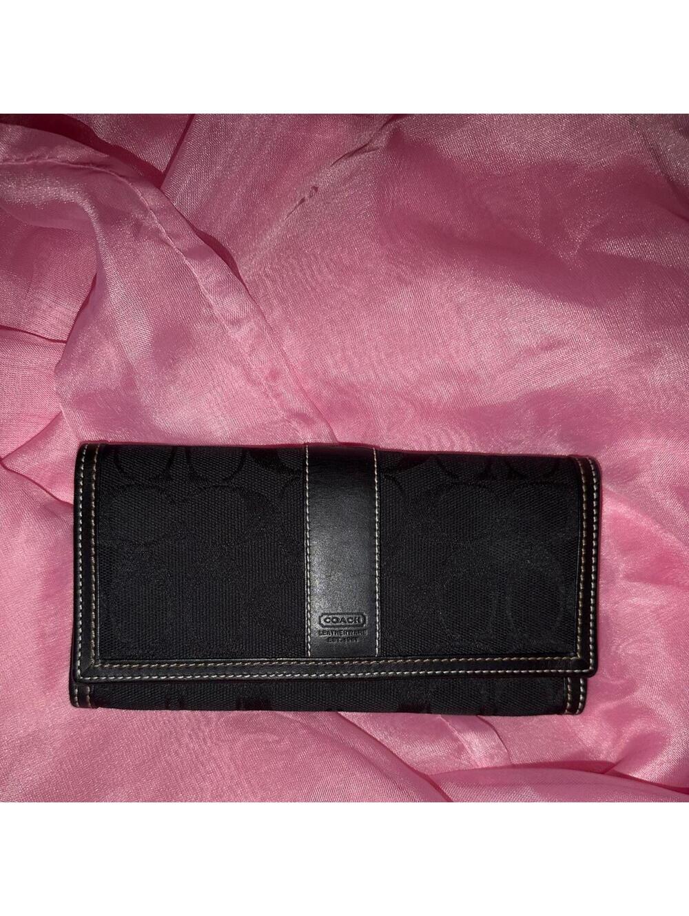 Coach Women's Black Wallet-purs